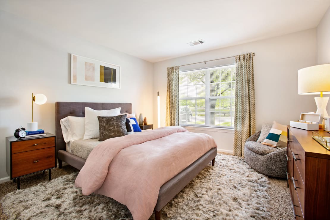Princeton Lawrence Township Apartments Bedroom