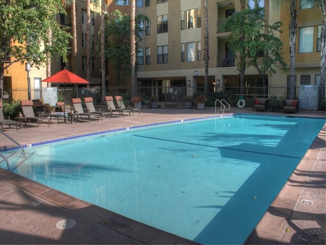 Pasadena Apartments Pool