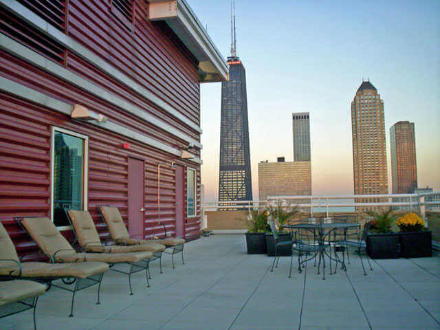 Chicago Apartments Common Area
