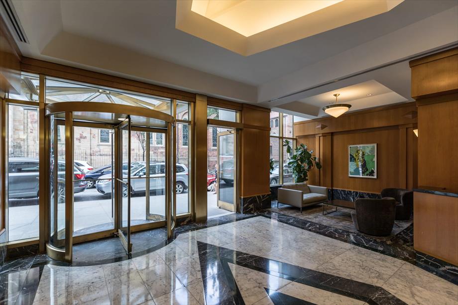 Upper East Side New York Apartments Lobby