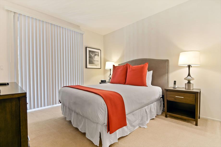 Irvine Apartments Bedroom