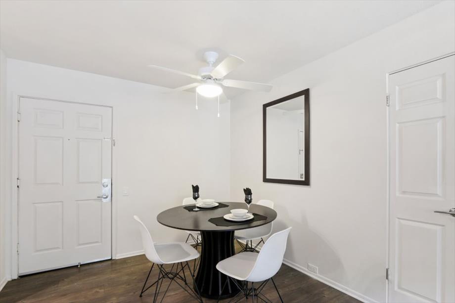 Universal City Los Angeles Apartments Bedroom 3