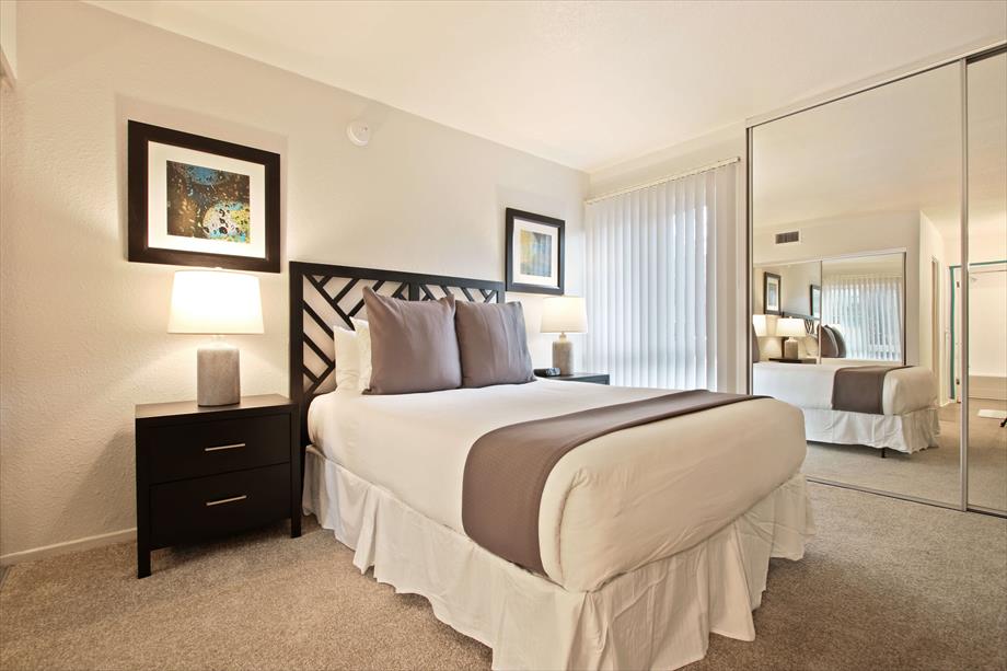 Universal City Los Angeles Apartments Bedroom