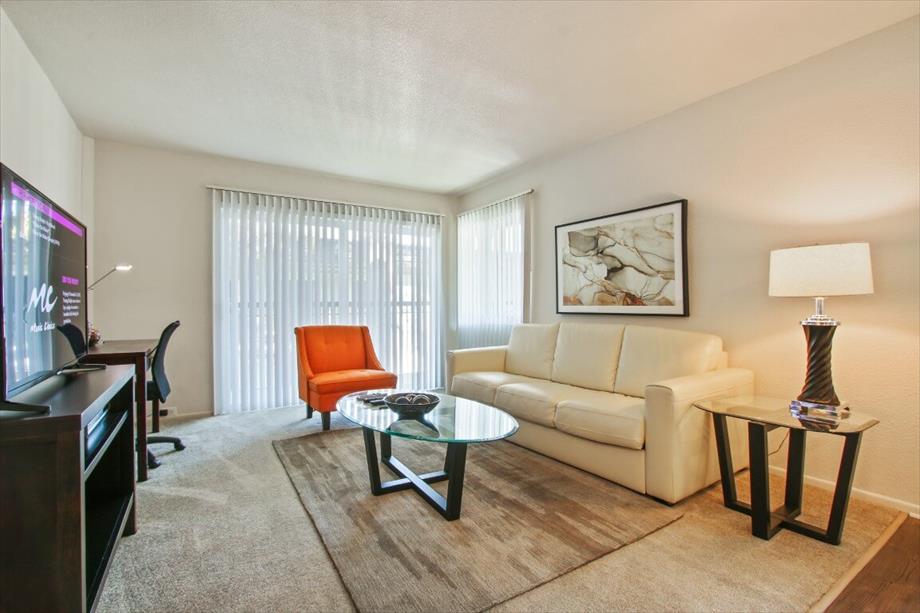 Universal City Los Angeles Apartments Living Room