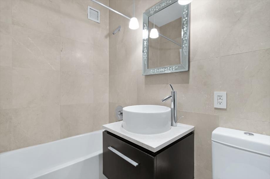 Financial District New York Apartments Bathroom
