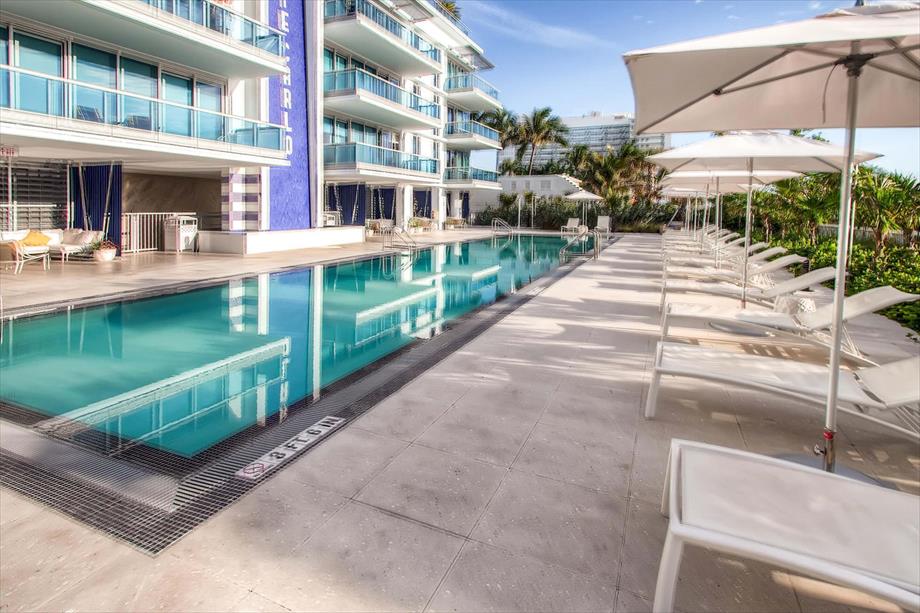 Miami Miami Beach Apartments Pool